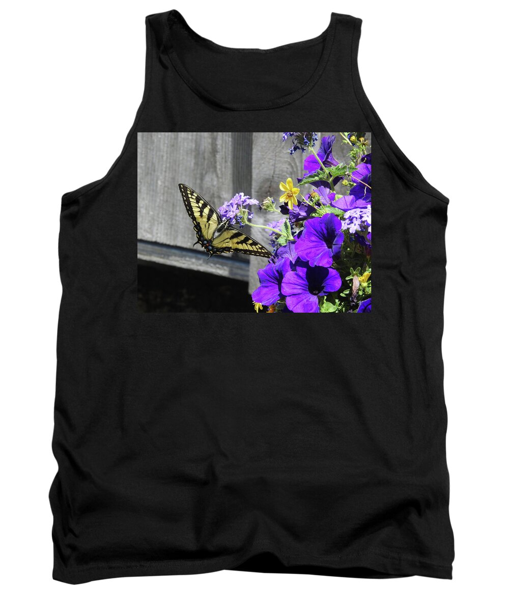 Butterfly Tank Top featuring the photograph Yellow Butterfly by Kathy Chism