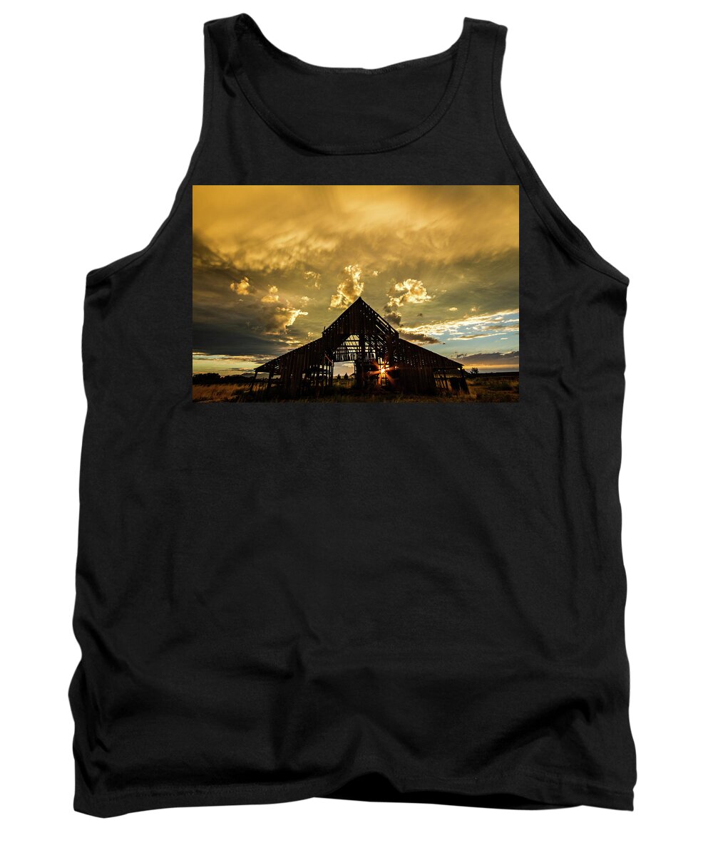 Barn Tank Top featuring the photograph Sunset at Mapleton Barn by Wesley Aston