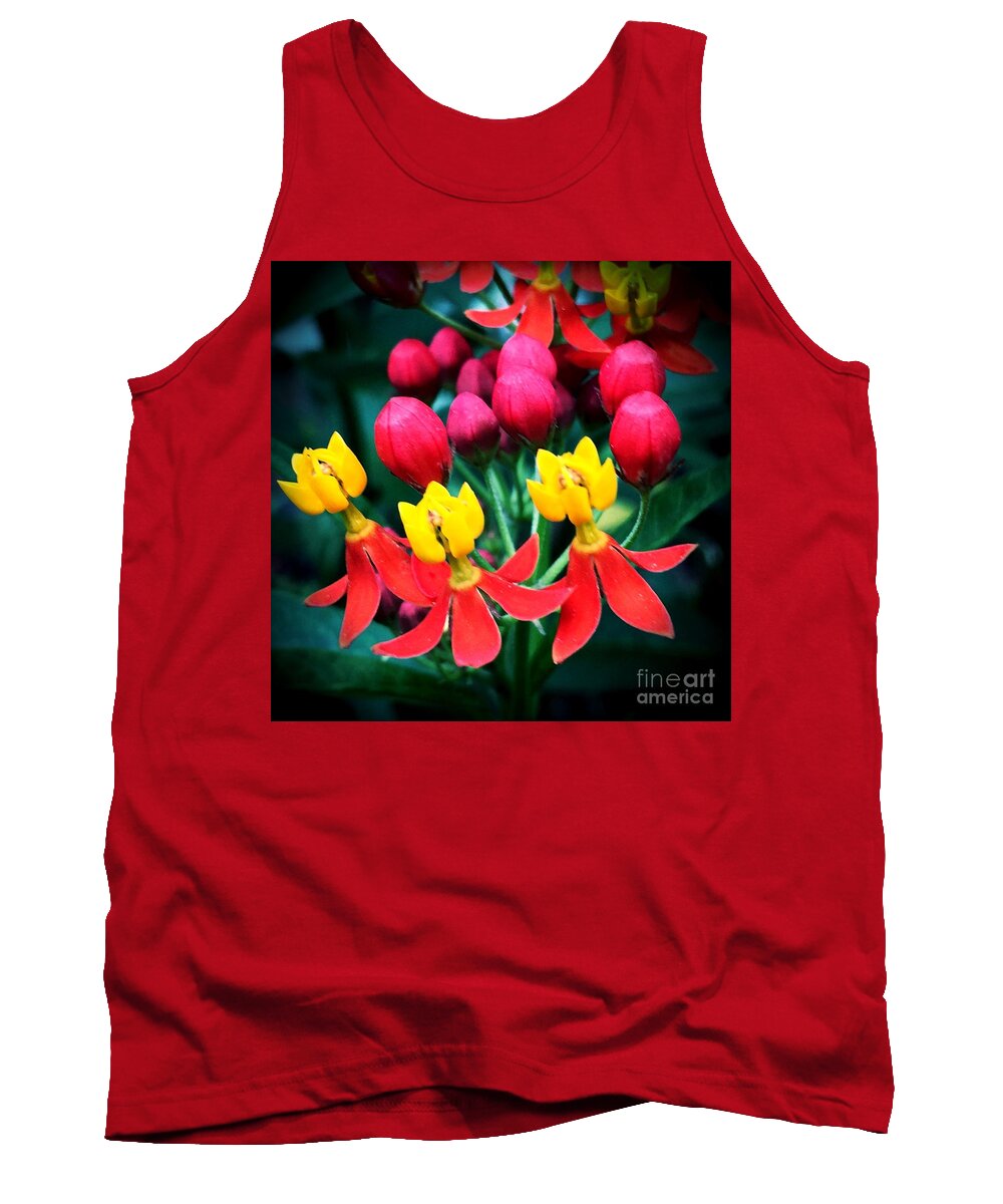 Macro Tank Top featuring the photograph Ladies in Waiting by Vonda Lawson-Rosa