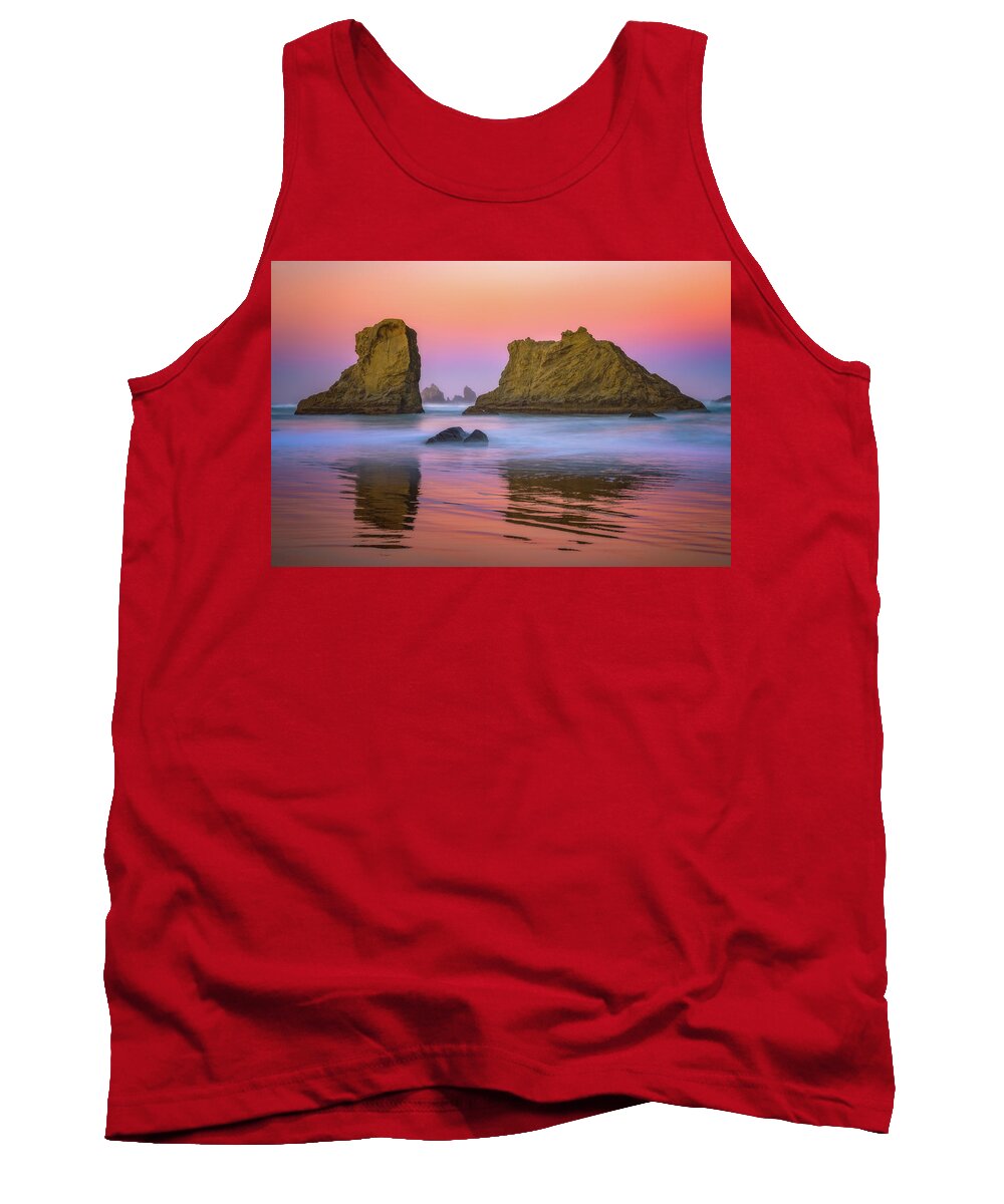 Oregon Tank Top featuring the photograph Oregon's New Day by Darren White