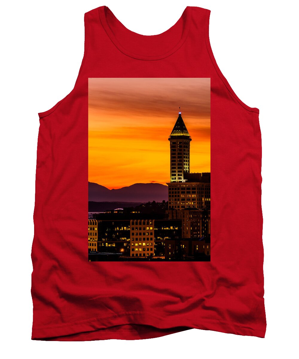 Smith Tower Tank Top featuring the photograph SmithTower - Seattle by Hisao Mogi