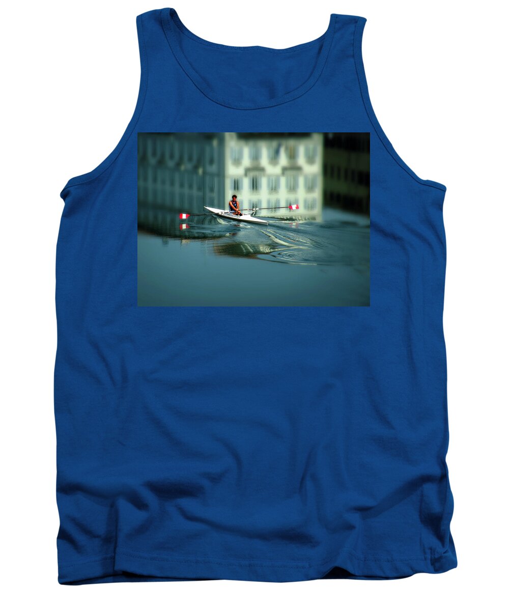 Kayak Tank Top featuring the photograph Volo a Vela by Micki Findlay
