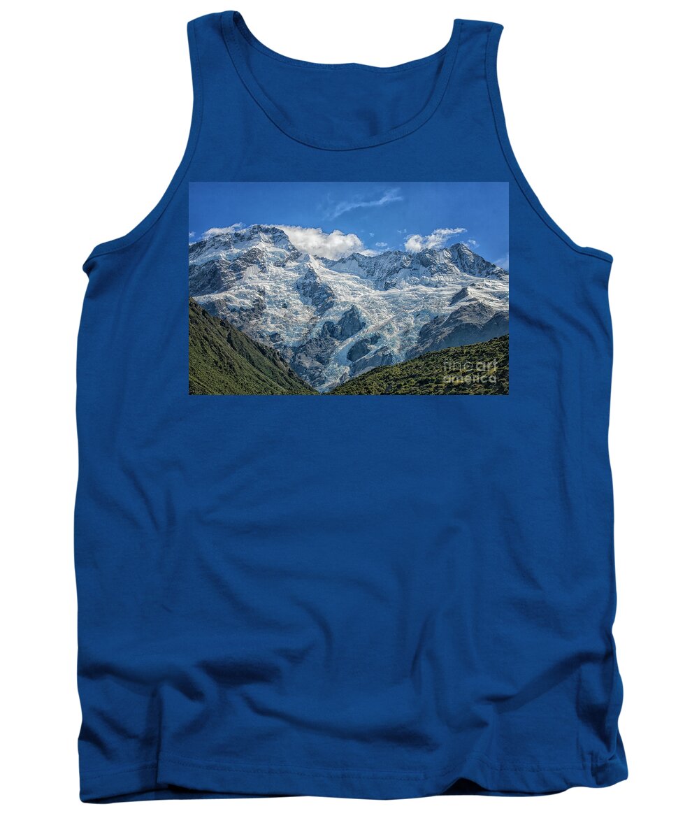 New Zealand Tank Top featuring the photograph Mount Cook by Patricia Hofmeester