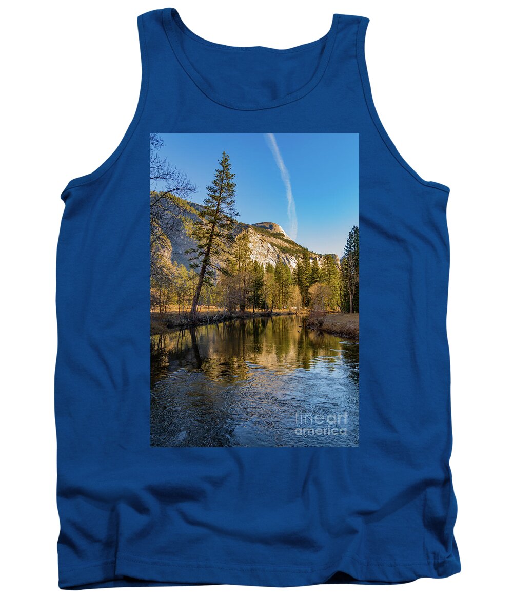 Airplane Trails Tank Top featuring the photograph Half dome with Leaning Tree by Roslyn Wilkins