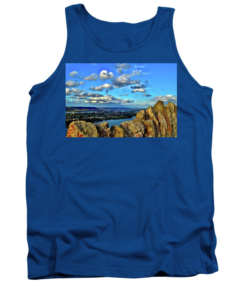 Landscapes Tank Top featuring the photograph Garvin Heights by Susie Loechler