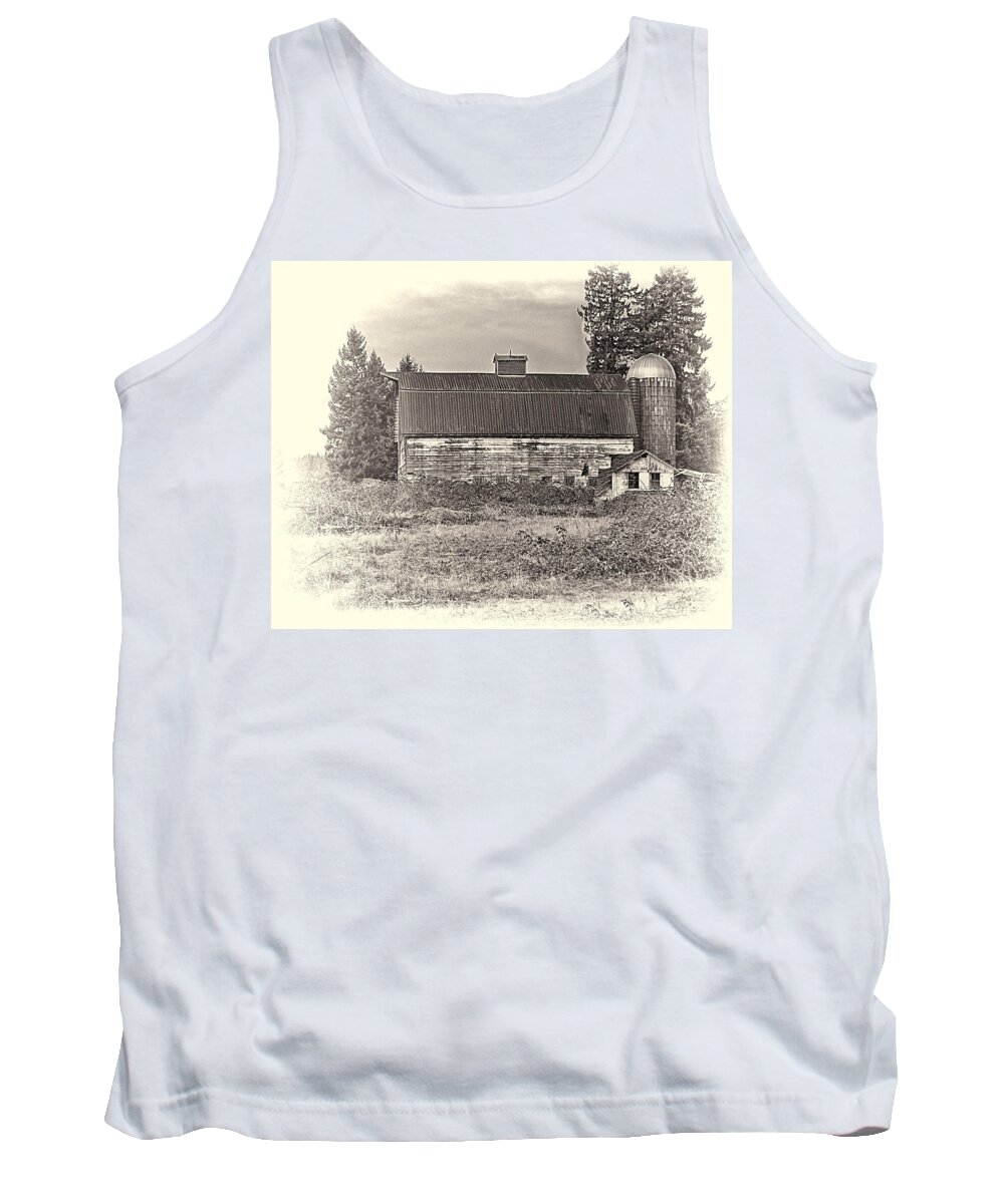 Ron Roberts Photography Tank Top featuring the photograph Barn With Silo by Ron Roberts