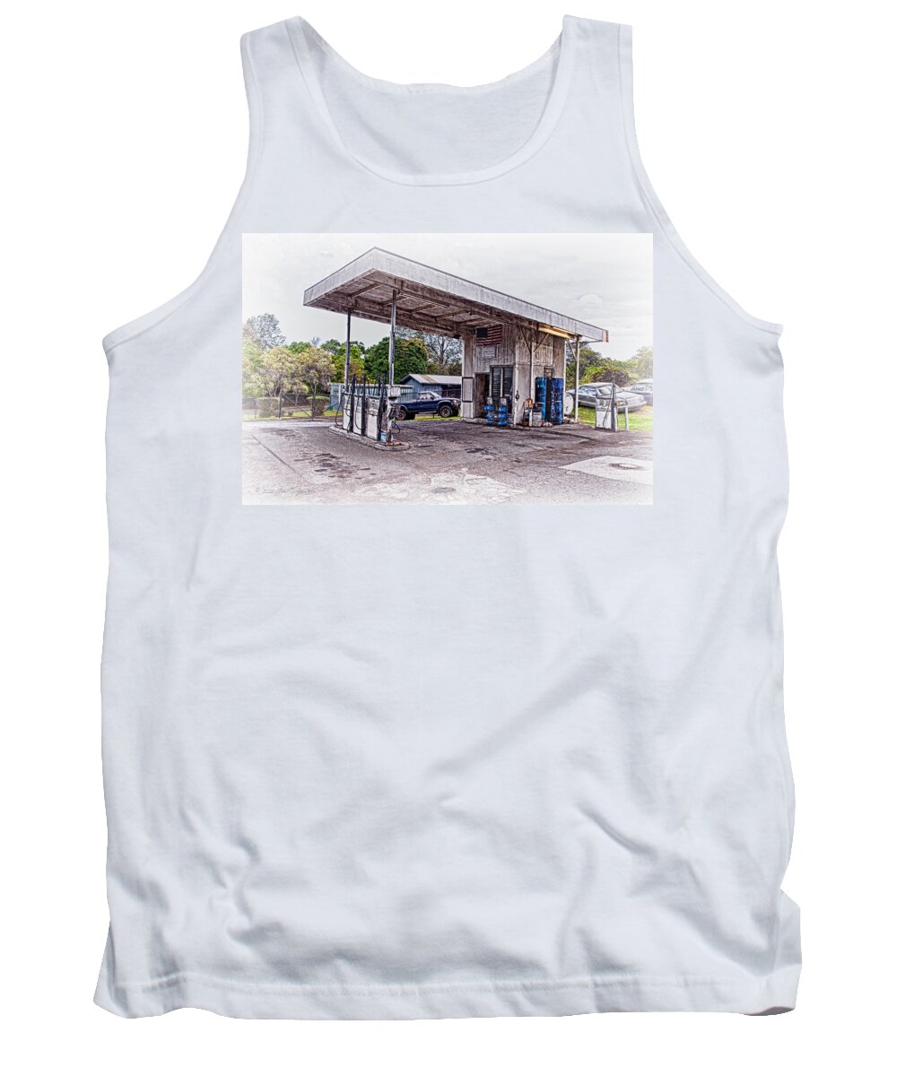 Hawaii Tank Top featuring the photograph Gasoline Station by Jim Thompson