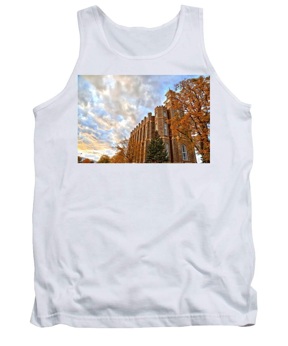 Church Building Tank Top featuring the photograph Heavenward by David Andersen
