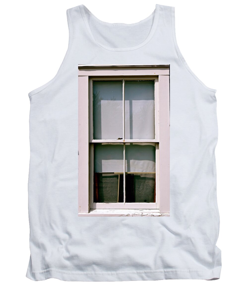 Windows Tank Top featuring the photograph Hopper Was Here by Ira Shander
