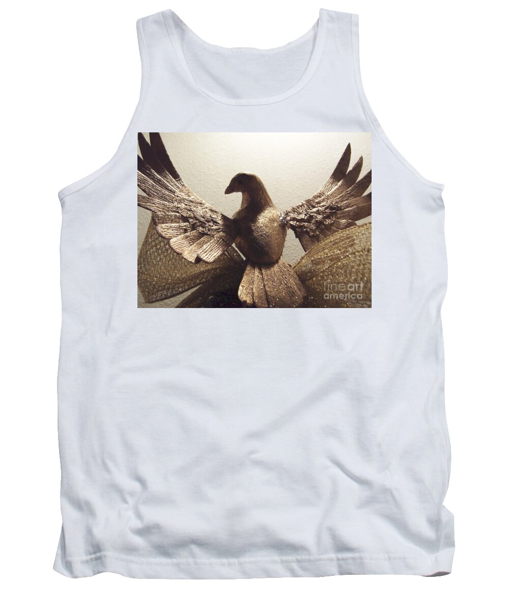 Dove Tank Top featuring the photograph Peace by Vonda Lawson-Rosa