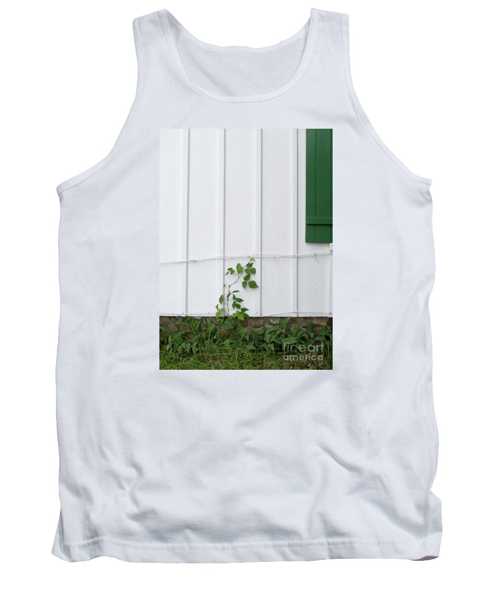 Poison Ivy Tank Top featuring the photograph Pretty Suspicious by Ann Horn