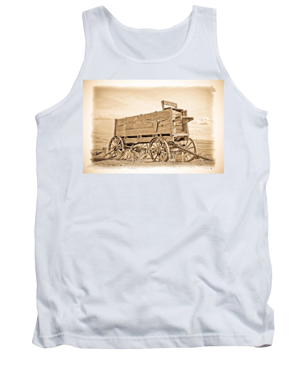 Old West Wagon Tank Top featuring the photograph Old West Wagon #2 by Steve McKinzie