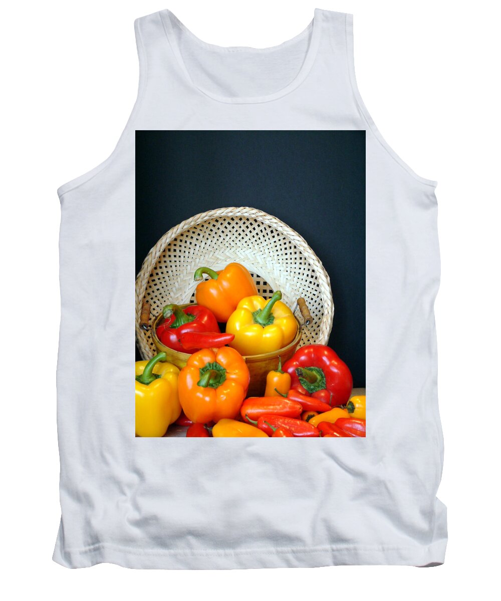 Kitchen Tank Top featuring the photograph Caliente 1 by Thomas Pipia