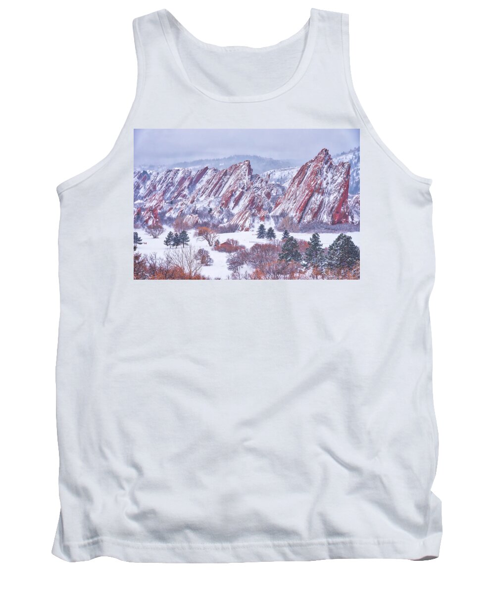 Colorado Tank Top featuring the photograph Cold Day for Golf by Darren White