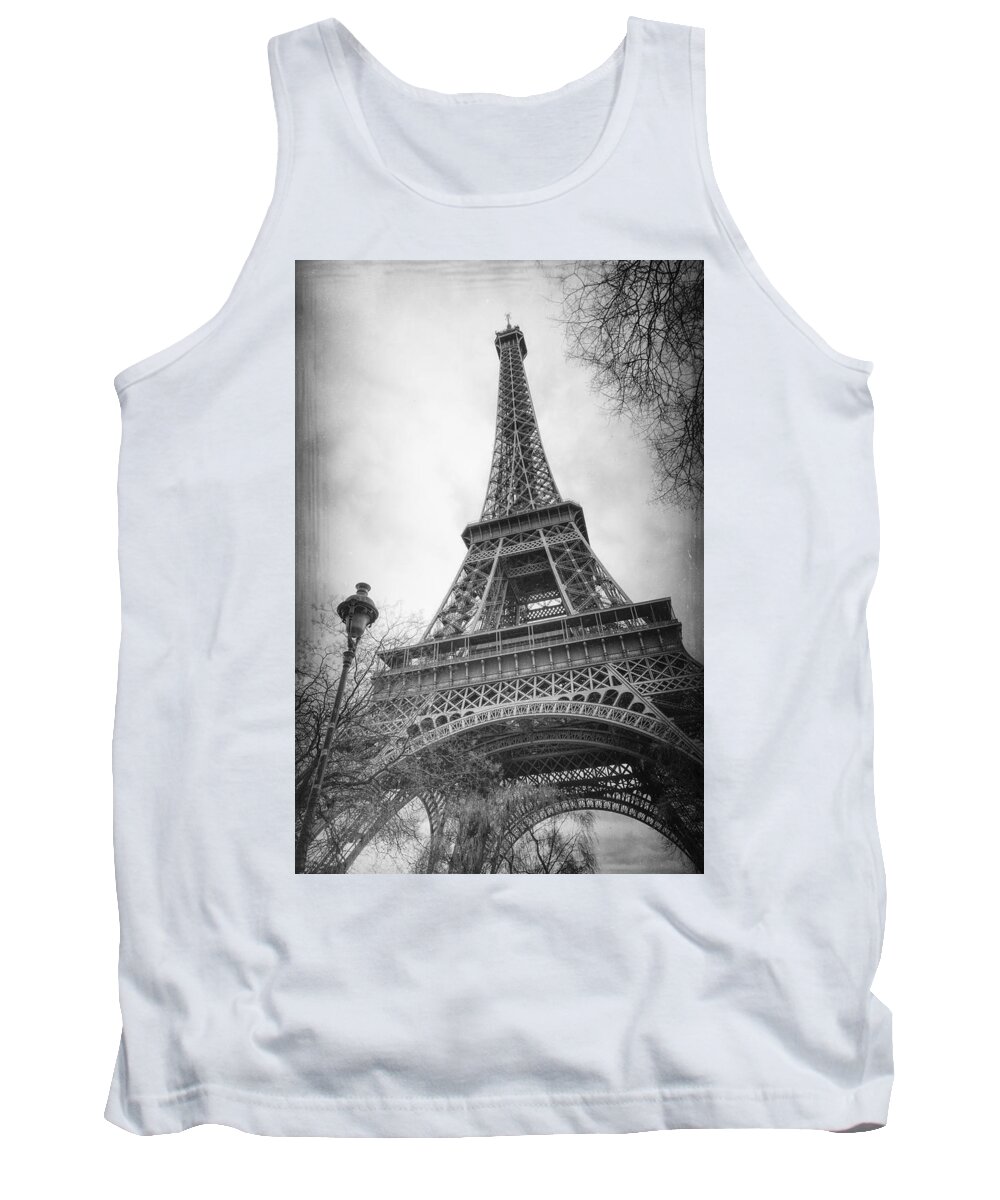 Eiffel Tower Tank Top featuring the photograph Eiffel Tower and Lamp Post BW by Joan Carroll