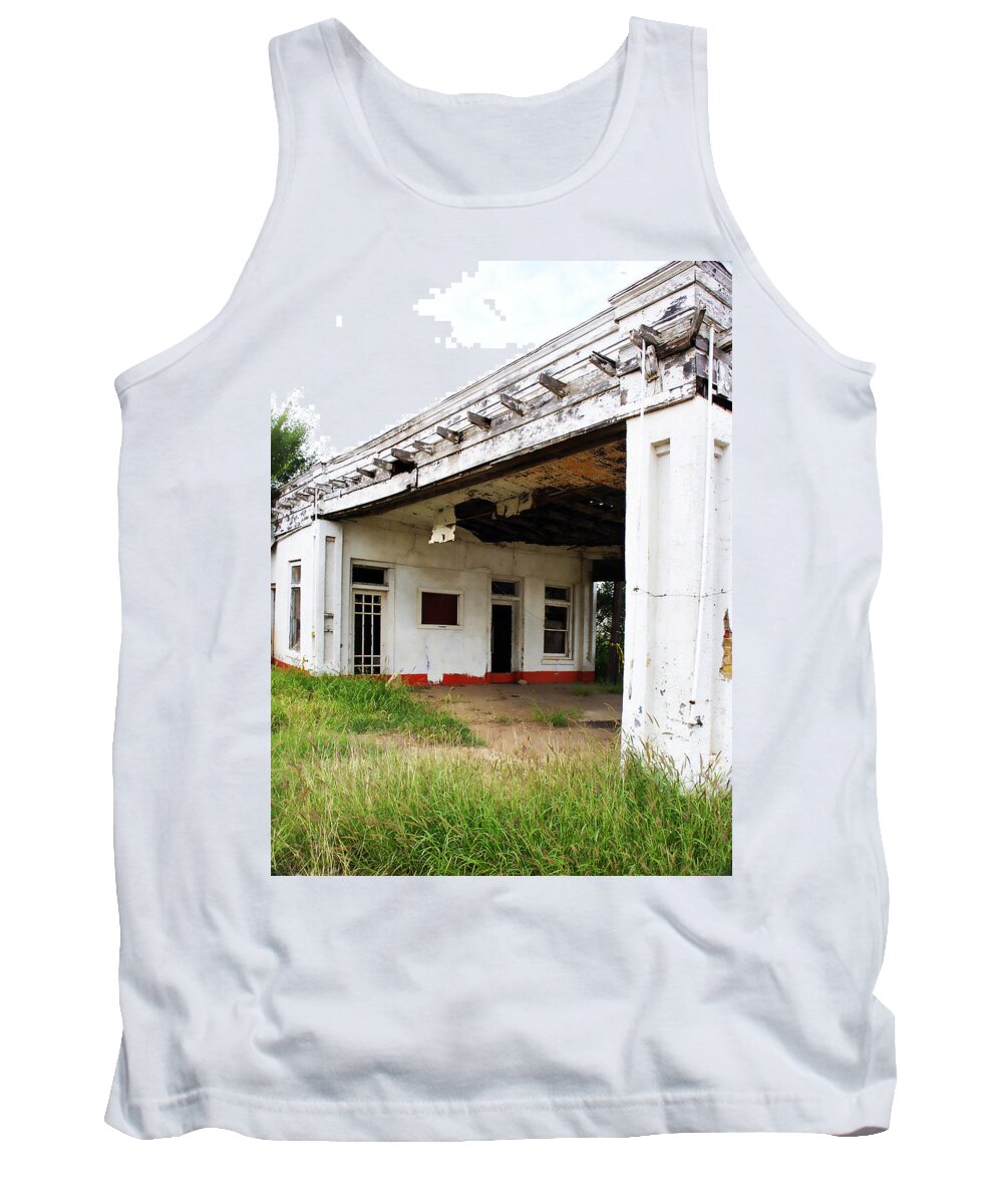 Peeling Paint Tank Top featuring the photograph Old Texas Gas Station by Marilyn Hunt