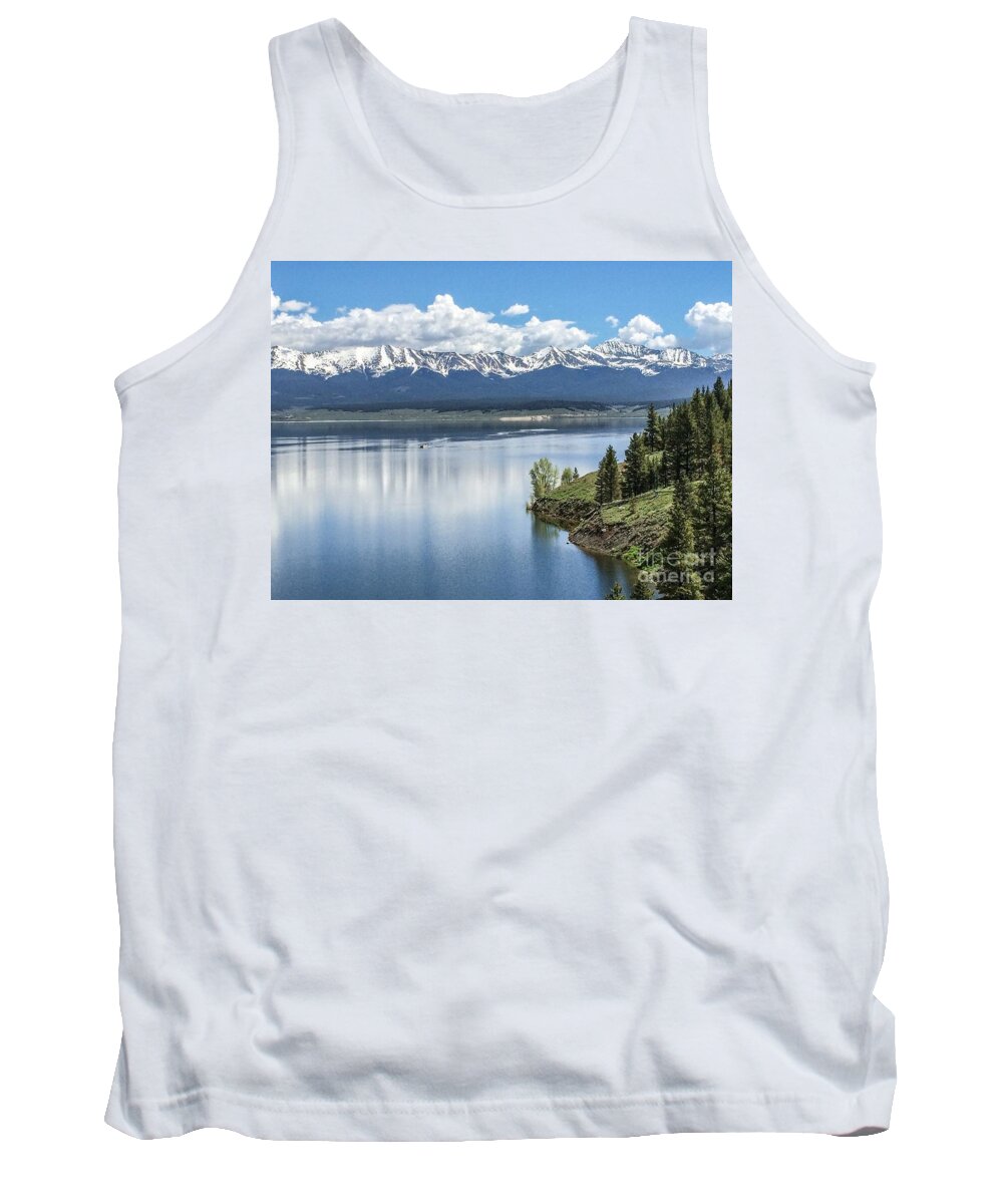 Crested Butte Tank Top featuring the photograph Stunning Colorado by William Wyckoff