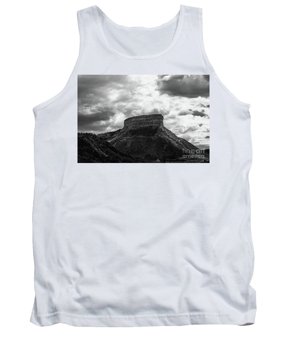 Four Corners 2018 Tank Top featuring the photograph Mesa Mesa Verde by Jeff Hubbard