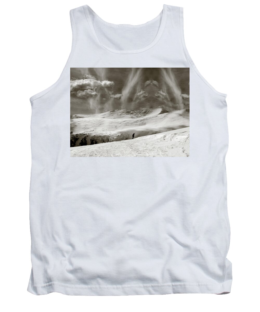 Boarder Tank Top featuring the photograph Last Run at Breckenridge by Wayne King