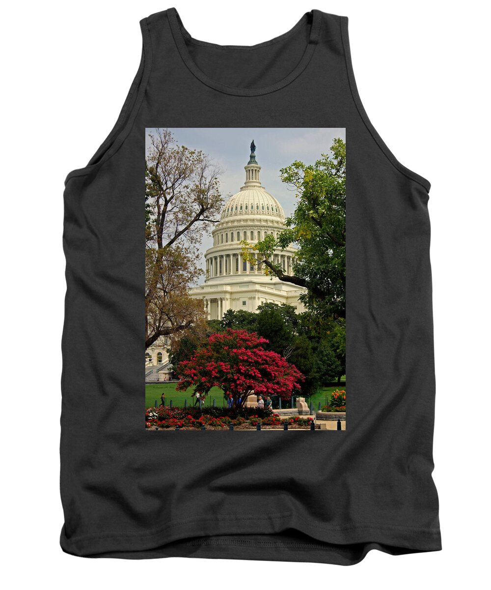 United States Capitol Tank Top featuring the photograph United States Capitol #1 by Suzanne Stout