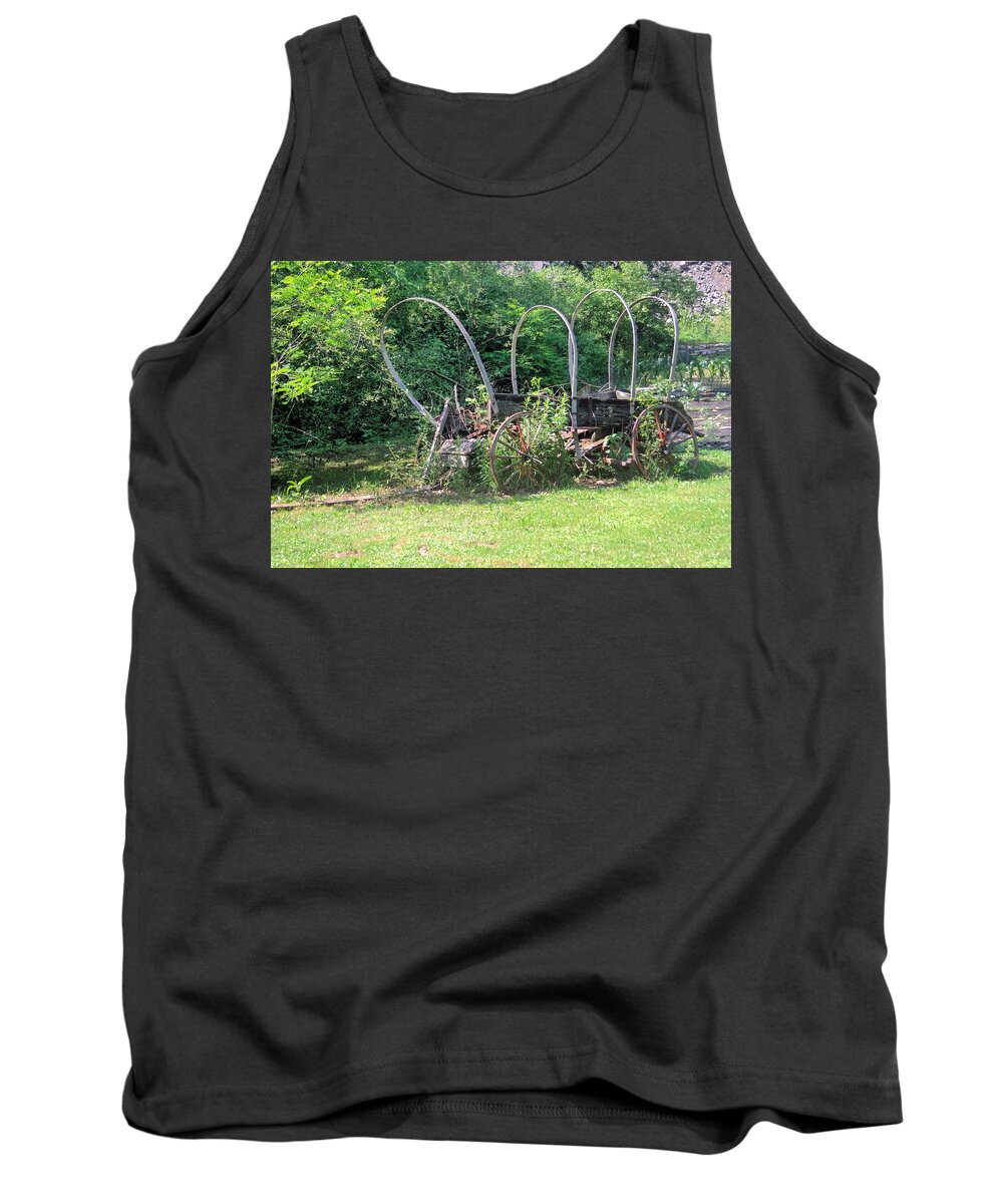 6048 Tank Top featuring the photograph Abandoned by Gordon Elwell