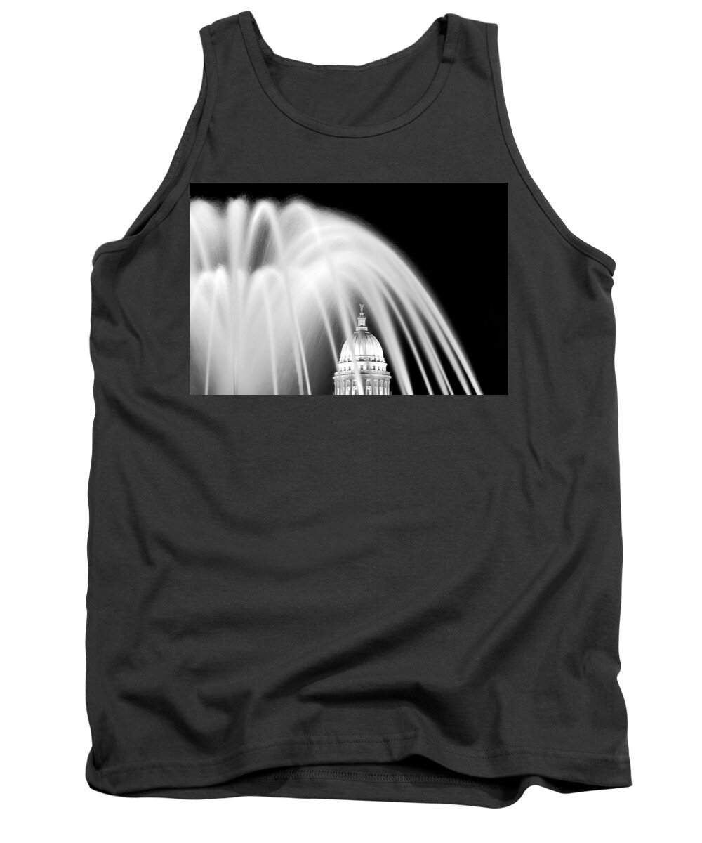 Capitol Tank Top featuring the photograph Capitol Fountain by Todd Klassy