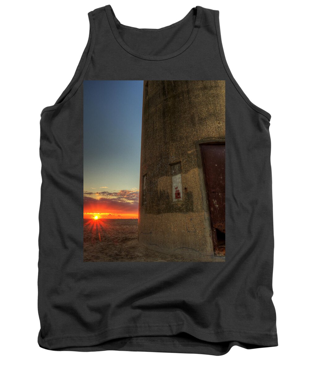 Lookout Tower Tank Top featuring the photograph Delaware lookout Tower Sunrise by David Dufresne