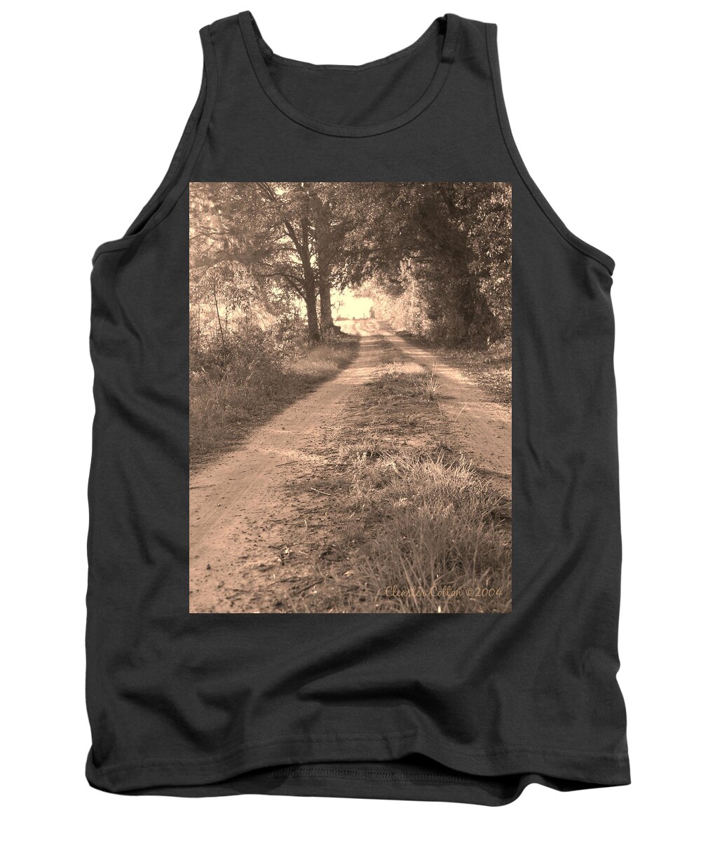 Dirt Road Tank Top featuring the photograph Dirt Road Moultrie Georgia by Cleaster Cotton