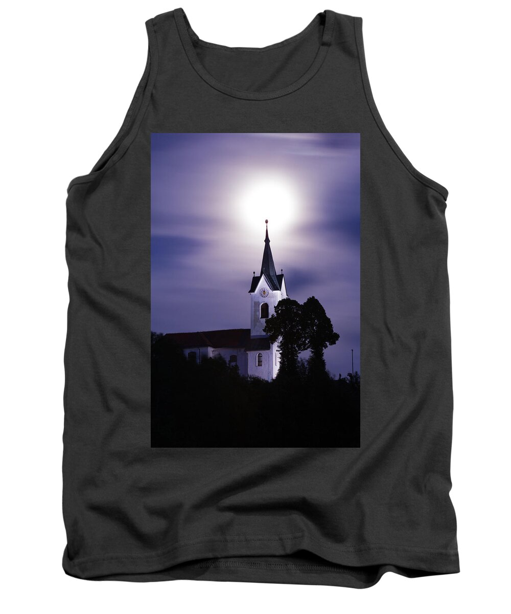 Supermoon Tank Top featuring the photograph Heavenly glow by Ian Middleton