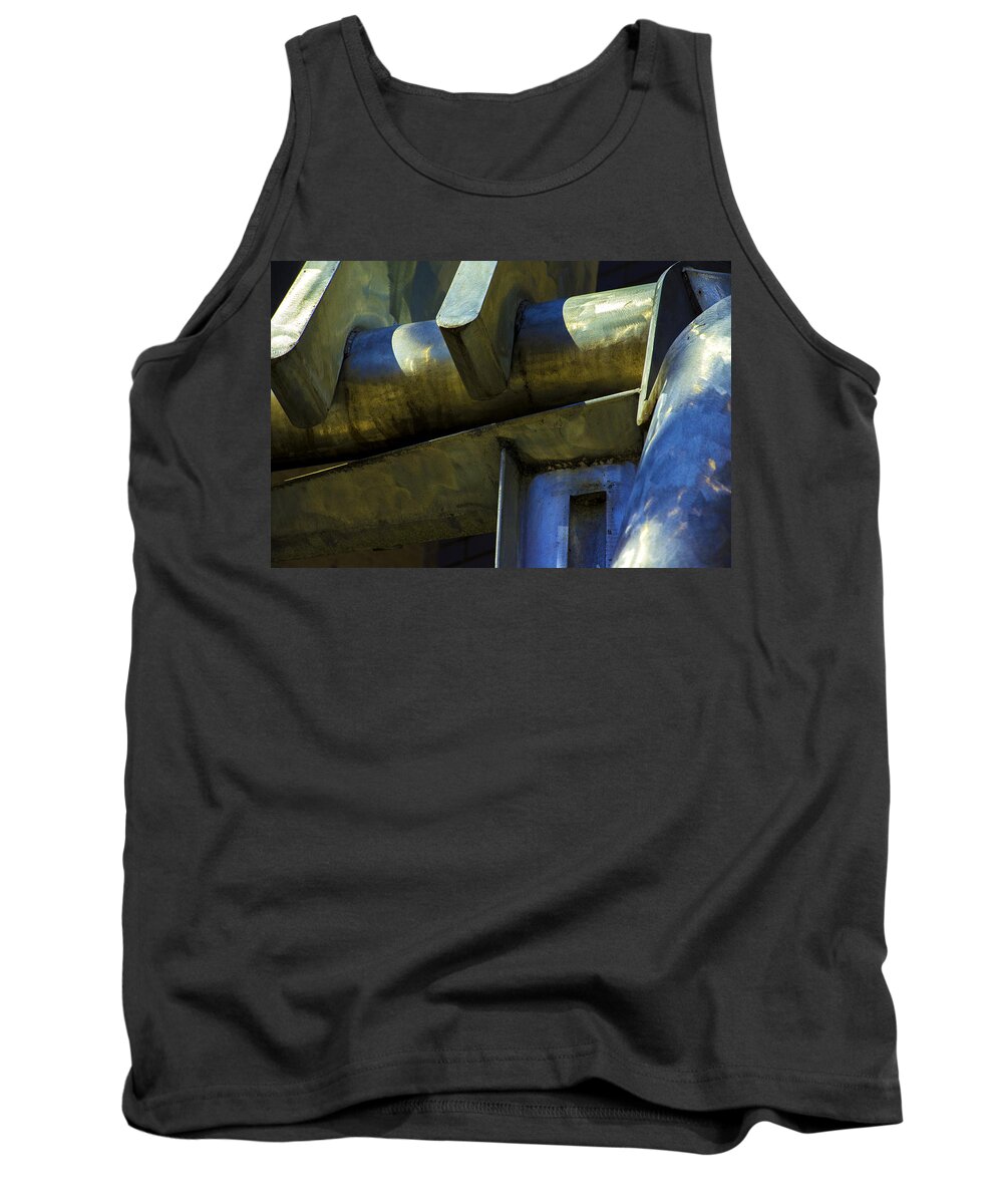  Tank Top featuring the photograph The Machine by Raymond Kunst