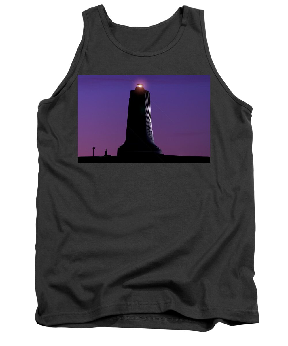 Wright Brothers Memorial Tank Top featuring the photograph Wright Brothers Memorial by Greg Reed