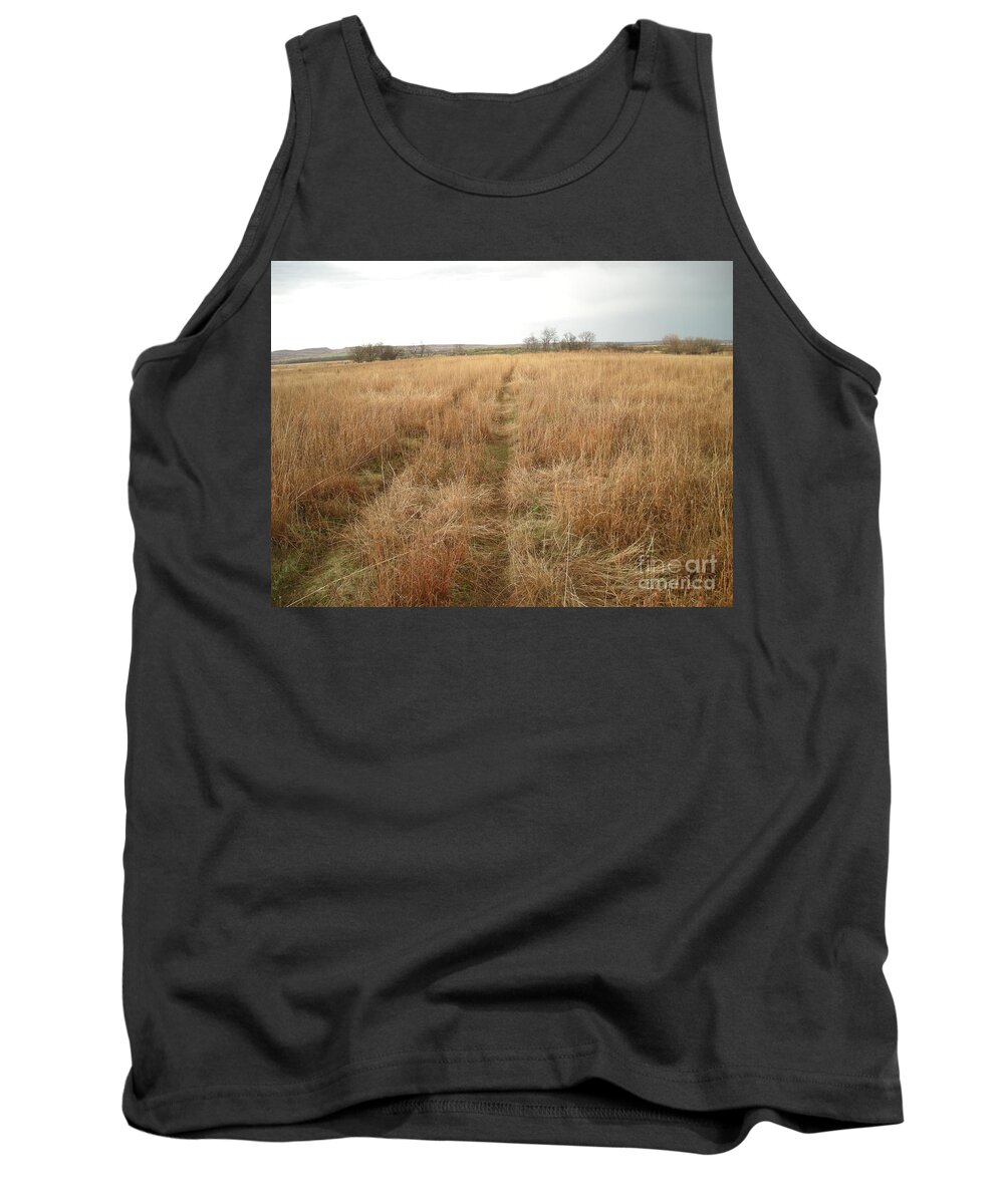 Farm Tank Top featuring the photograph Going Home by Anjanette Douglas