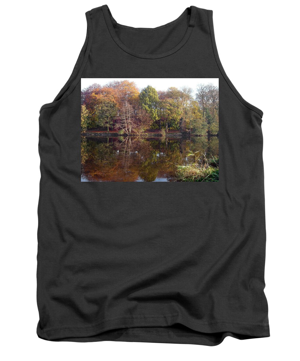 River Tank Top featuring the photograph Reflections of Autumn by Rod Johnson