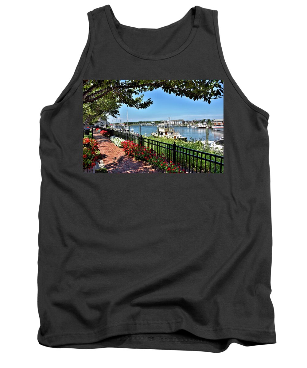 Lewes Tank Top featuring the photograph 1812 Memorial Park - Lewes Delaware by Brendan Reals