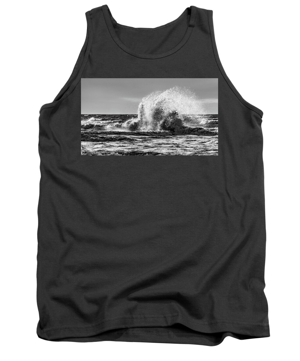 Lake Erie Tank Top featuring the photograph Lake Erie Waves #9 by Dave Niedbala