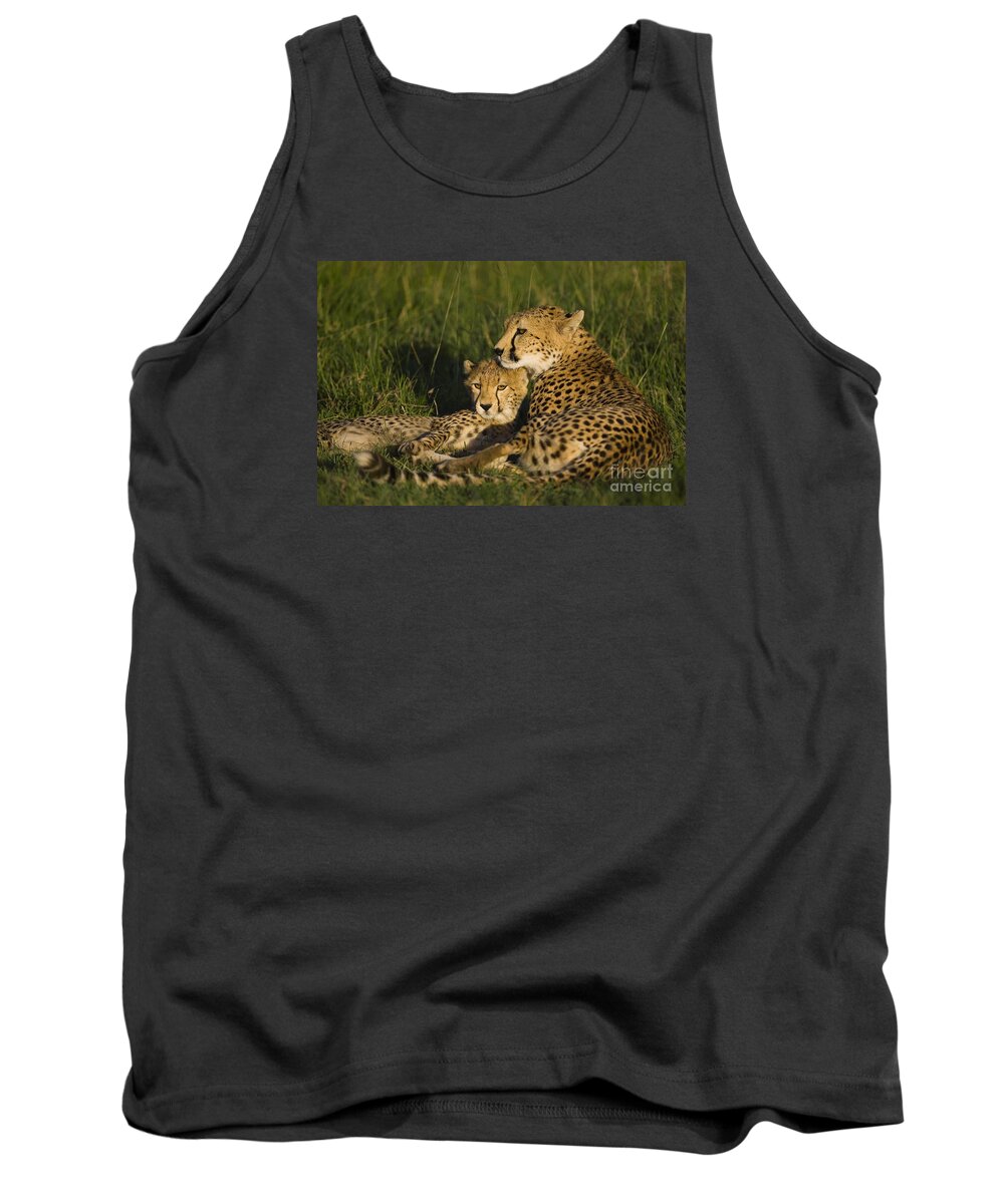 00761675 Tank Top featuring the photograph Cheetah Mother and Cub by Suzi Eszterhas