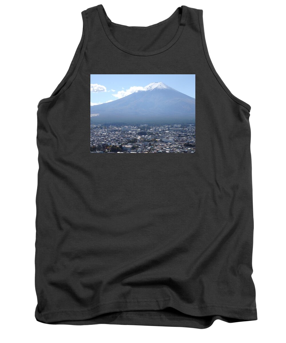 Churei Tower Tank Top featuring the photograph Fuji from Churei tower by Kanna Fairy
