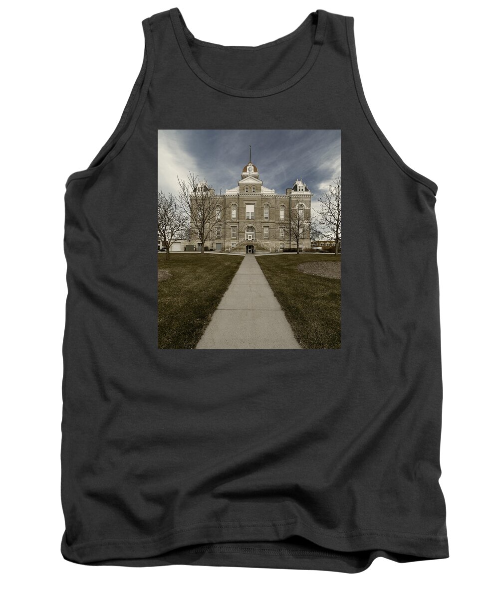 Jefferson County Courthouse Tank Top featuring the photograph Jefferson County Courthouse in Fairbury Nebraska Rural by Art Whitton