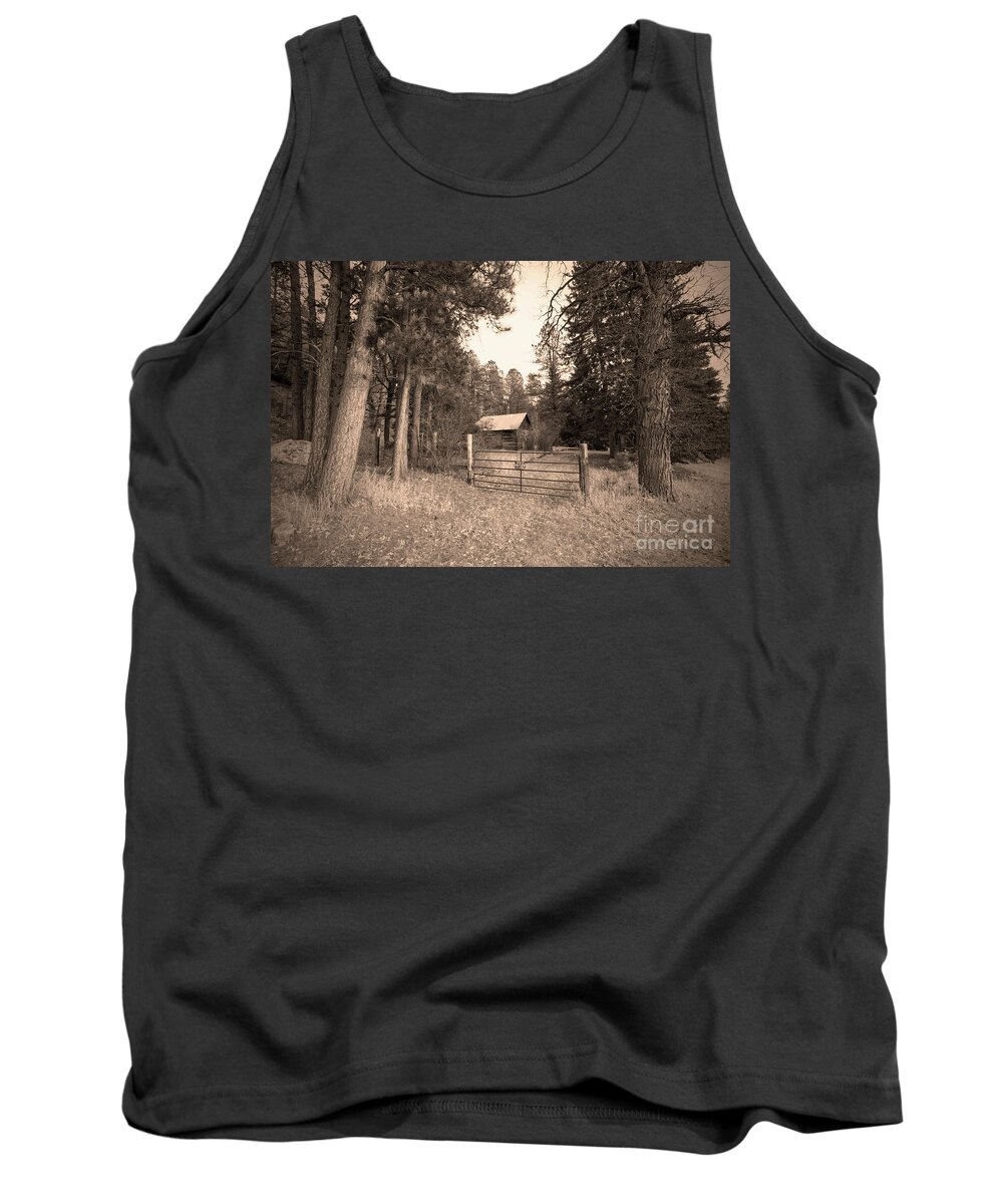 Cabin Tank Top featuring the photograph Old Cabin by Steve Triplett