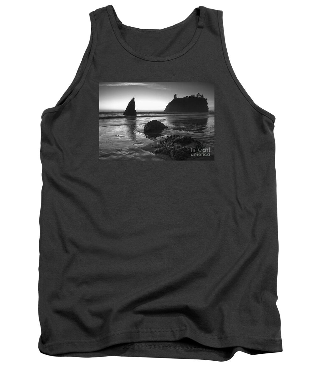 Ruby Beach Tank Top featuring the photograph Ruby Beach by Timothy Johnson