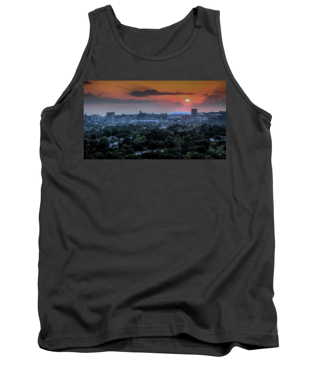 Syracuse Tank Top featuring the photograph Syracuse Sunrise by Everet Regal