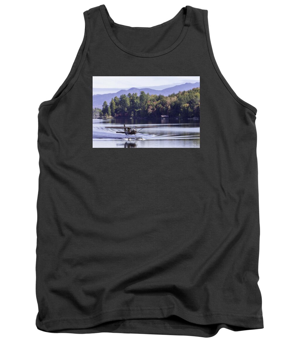 Long Lake Tank Top featuring the photograph The Heart of Long Lake by Everet Regal