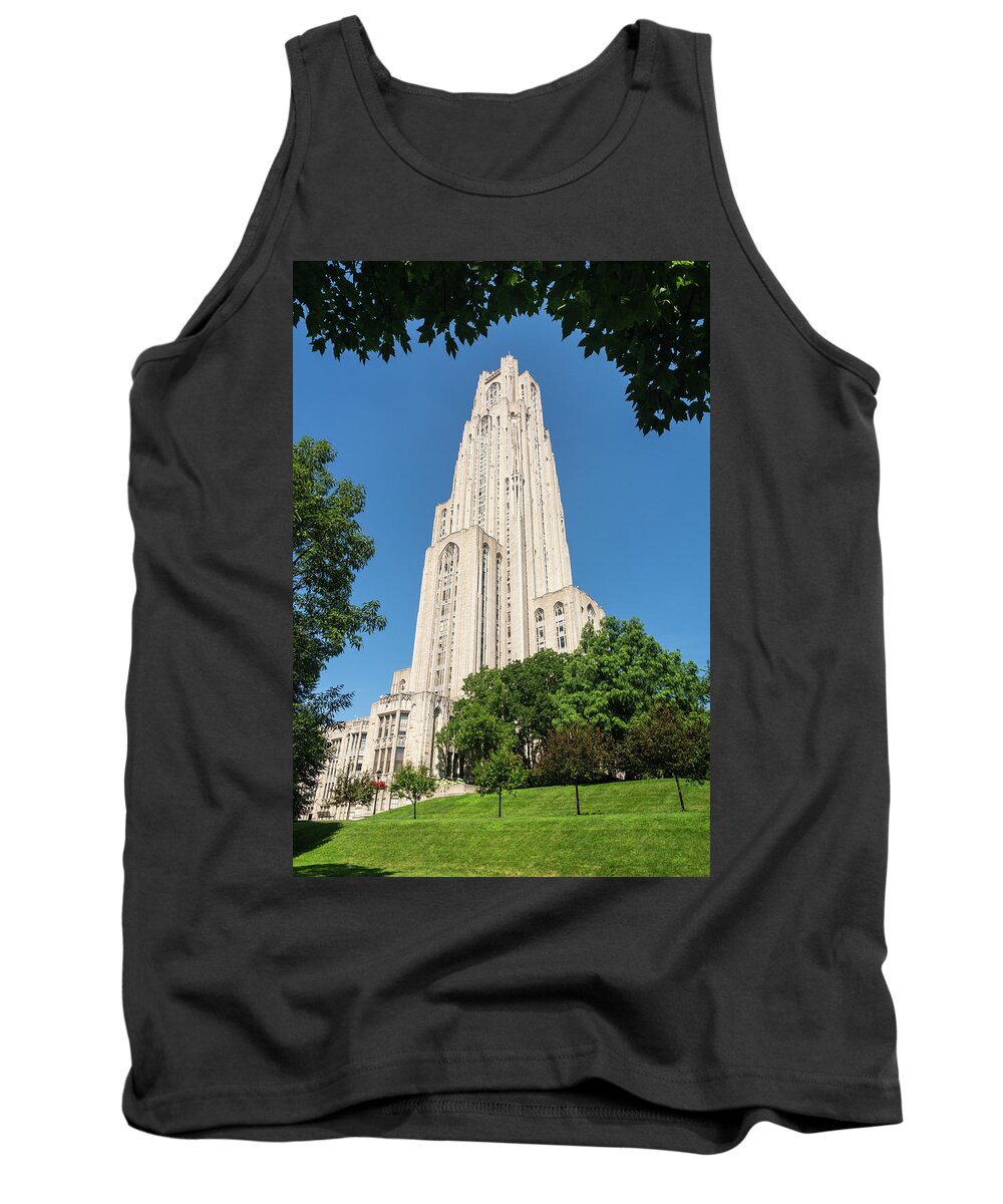 Pittsburgh Tank Top featuring the photograph Cathedral of Learning building at the University of Pittsburgh by Steven Heap