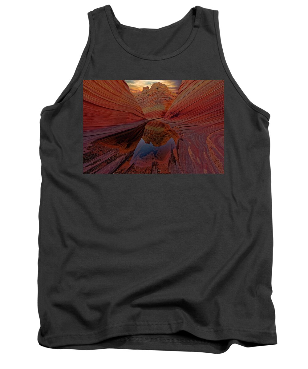 The Wave Tank Top featuring the photograph Good Morning Wave by Jonathan Davison