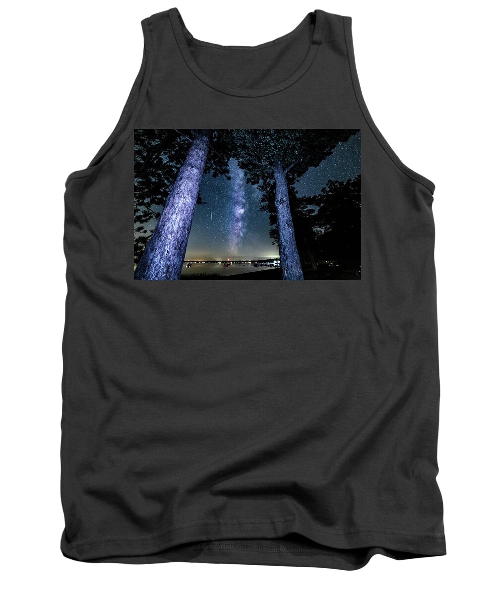 Higgins Lake Tank Top featuring the photograph Milky Way by Joe Holley