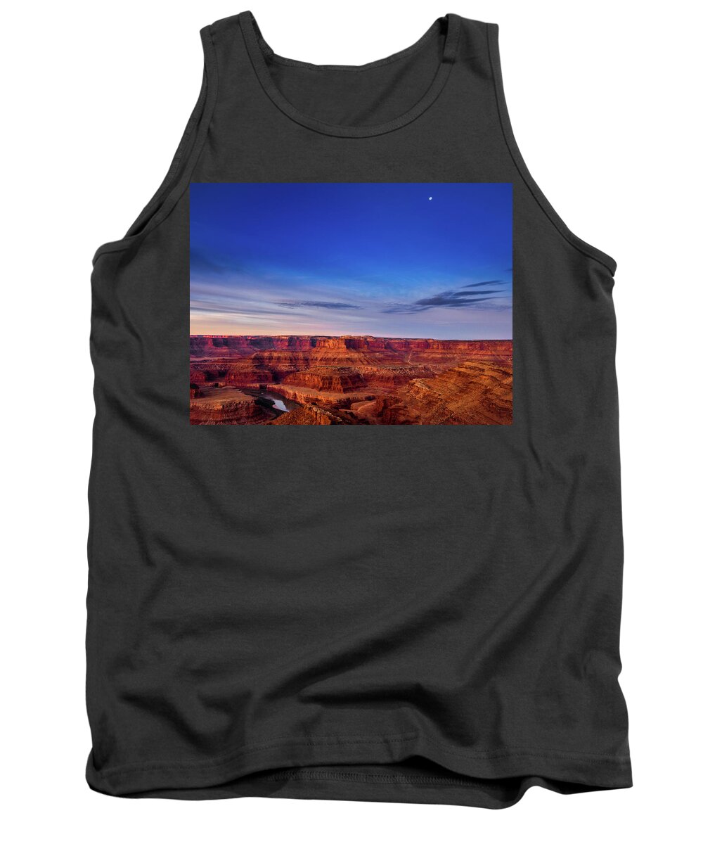 Aspens Tank Top featuring the photograph Setting Moon by Johnny Boyd