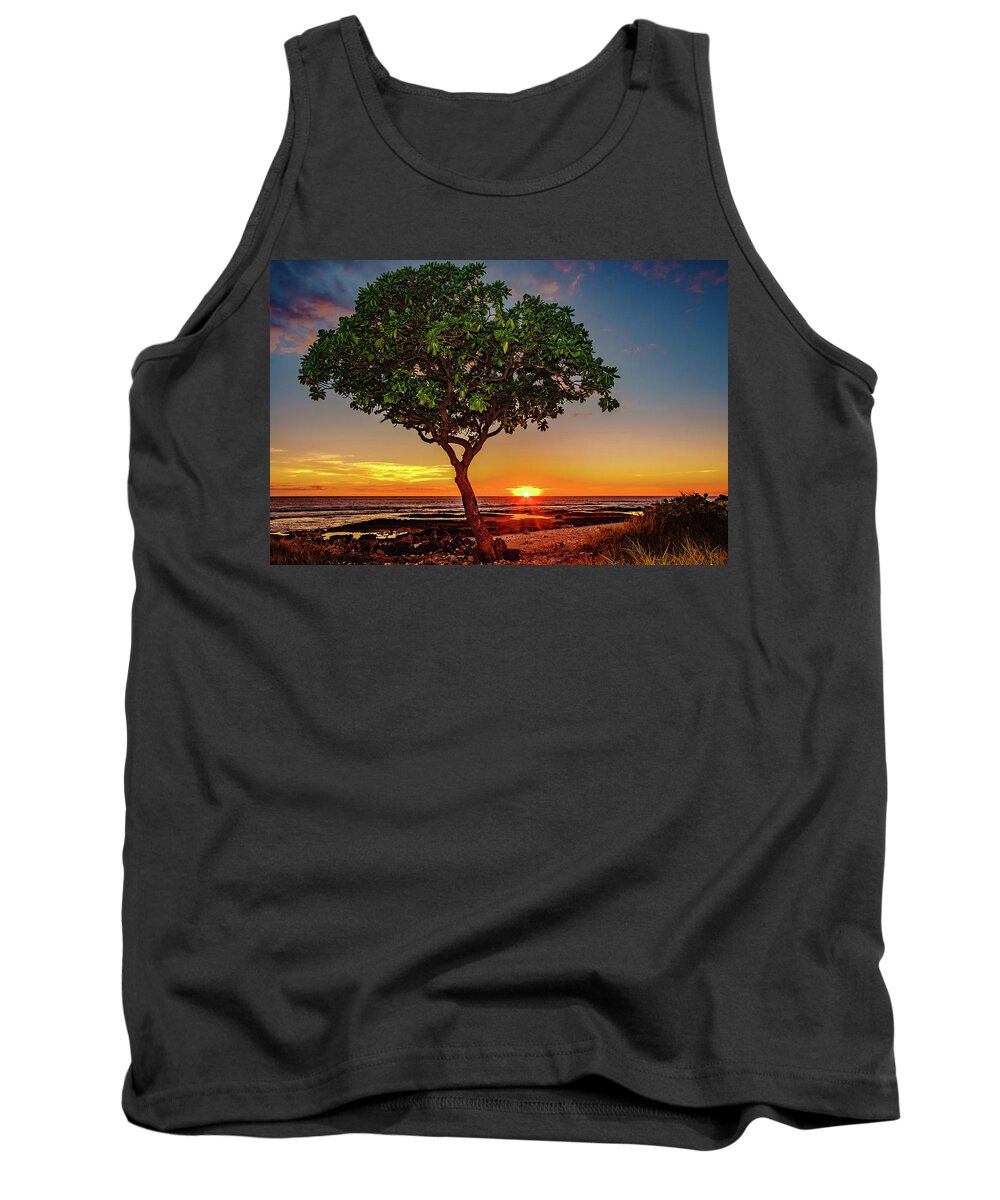 Hawaii Tank Top featuring the photograph Sunset Tree by John Bauer