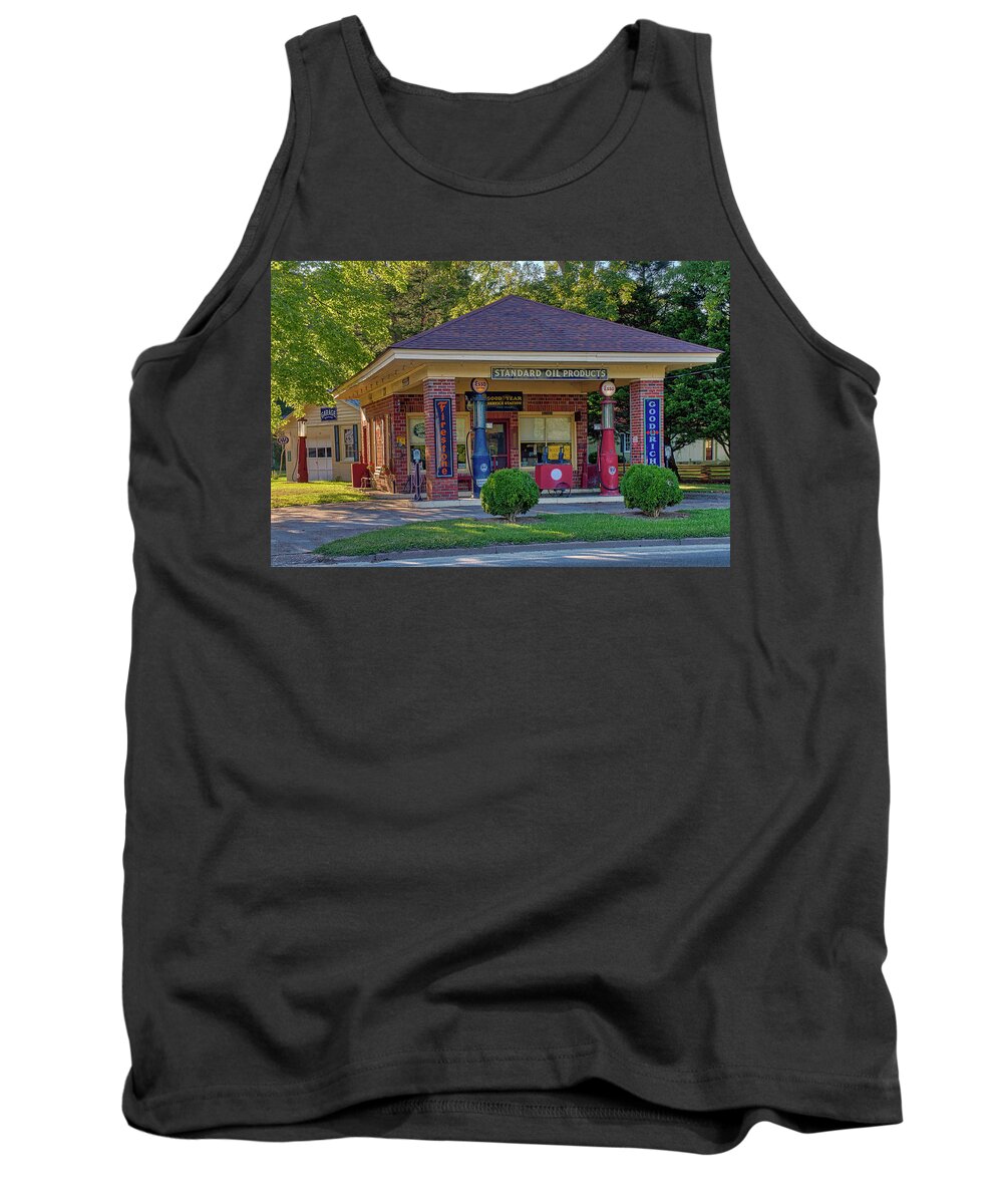 Gas Station Tank Top featuring the photograph Vintage Gas Station by Jerry Gammon