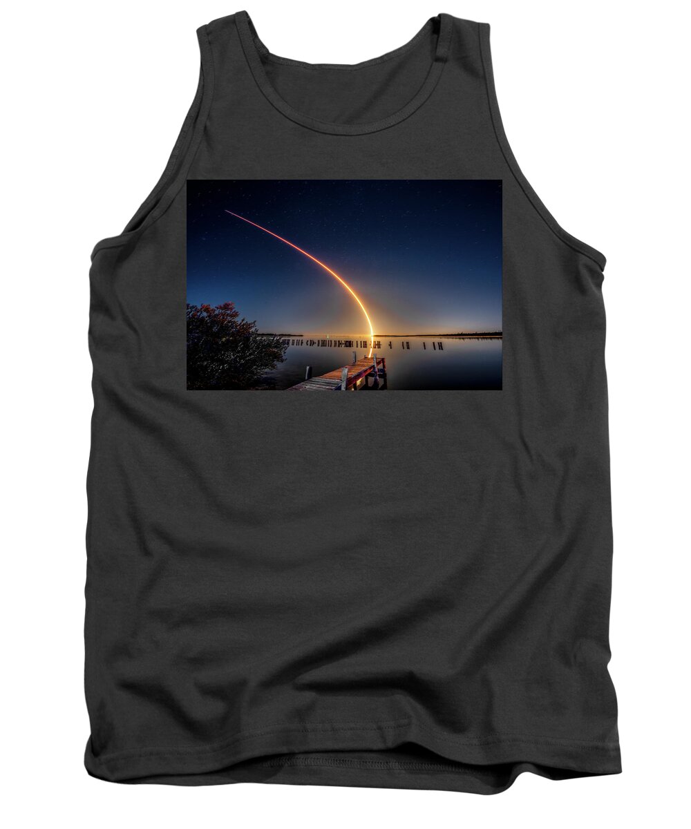 Cape Canaveral Tank Top featuring the photograph Starlink Mission #2 by Norman Peay