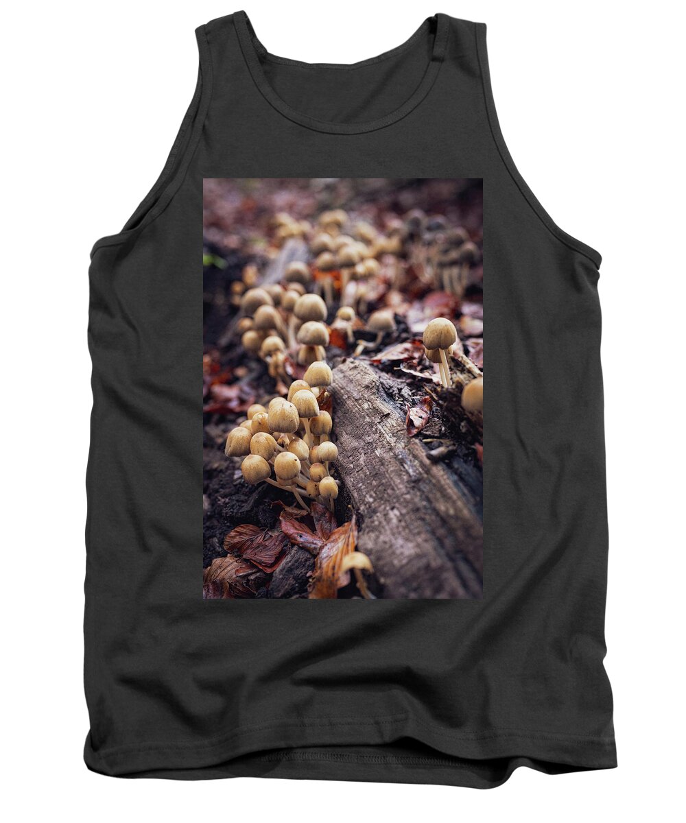 Wales Tank Top featuring the photograph Breakout by Gavin Lewis